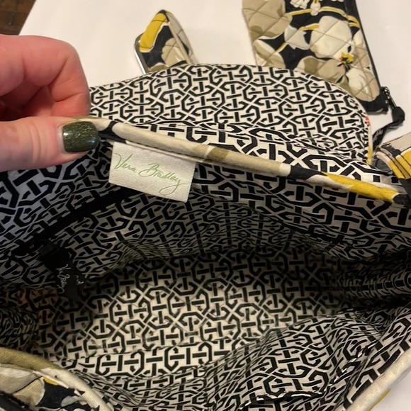 Vera Bradley Coordinated Set Edie crossbody saddle bag card holder change purse - Picture 3 of 14